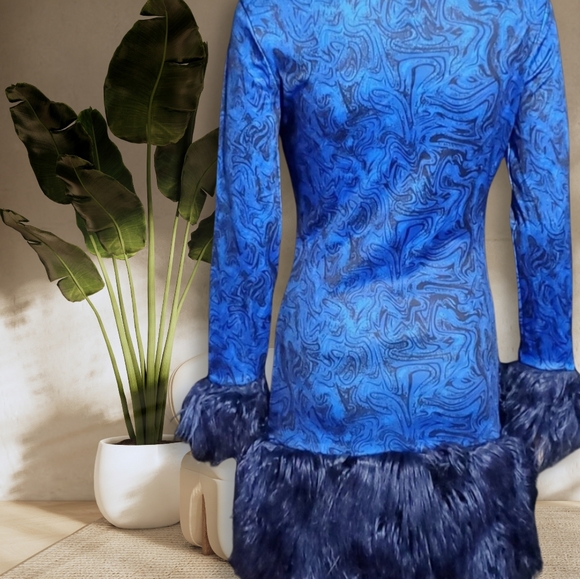 Bodycon Vintage Style Plush Formal Dress (Blue) - Picture 3 of 11